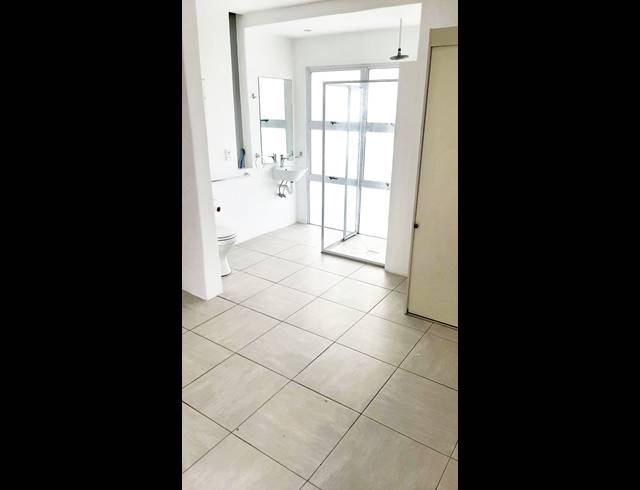 2 bed property to rent in WOODSTOCK